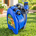 Manguera con carrete y base utilizada en jardín